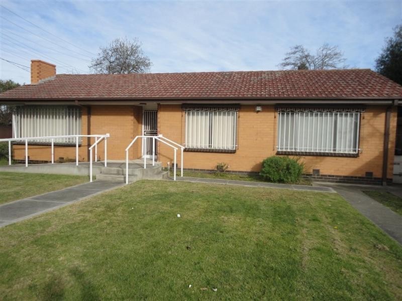 27 Memorial Avenue, Epping VIC 3076