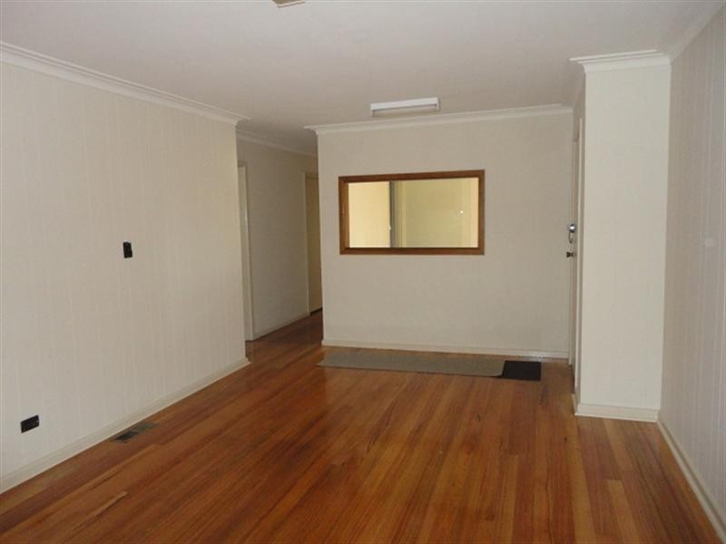 27 Memorial Avenue, Epping VIC 3076