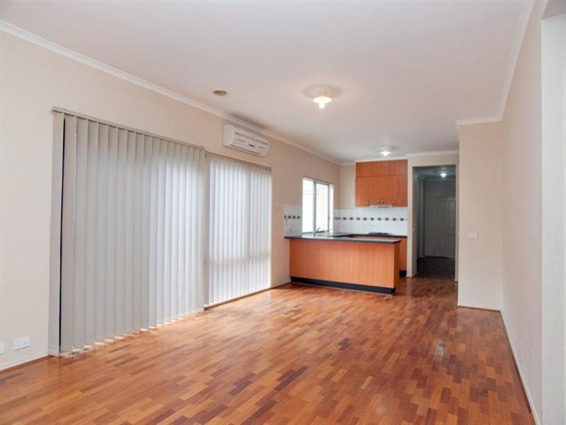 13 Elmville Place, Craigieburn VIC 3064