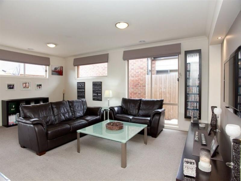 10 Sundial Parade, Epping VIC 3076