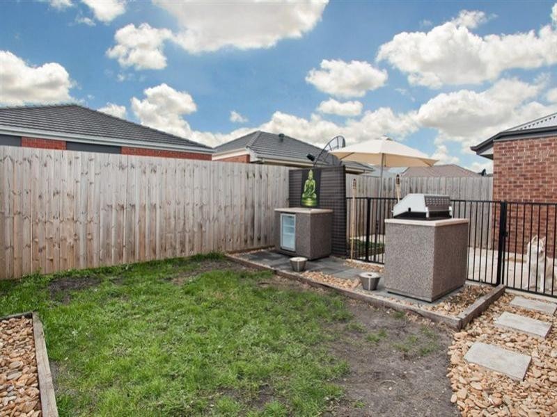 10 Sundial Parade, Epping VIC 3076