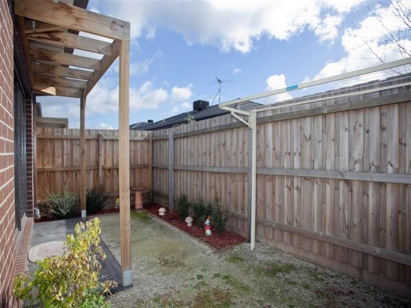 4/39 Ovens Circuit, Whittlesea VIC 3757