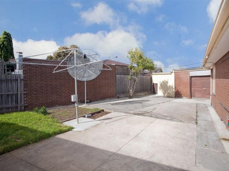 3 Lara Close, Thomastown VIC 3074