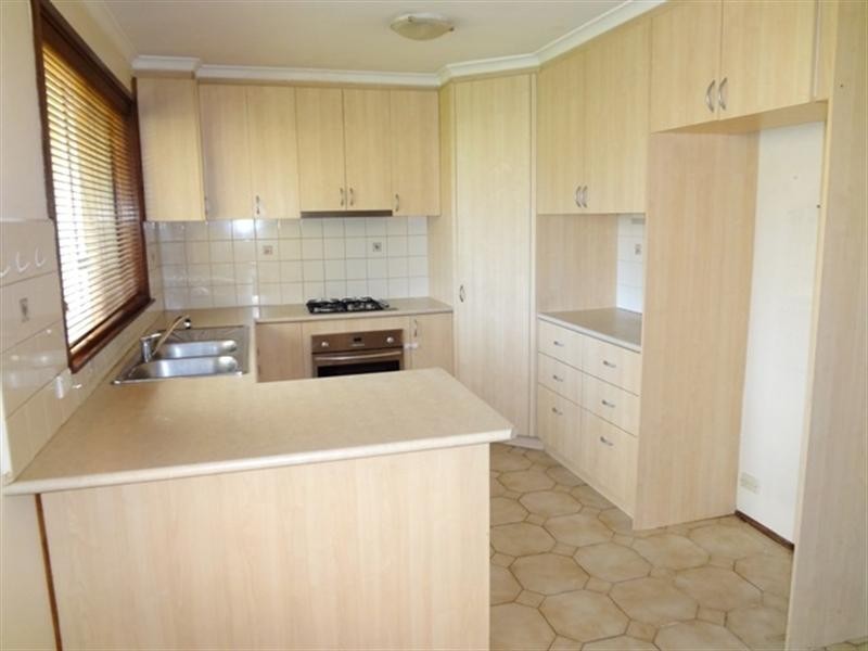 15 Winterton Close, Epping VIC 3076