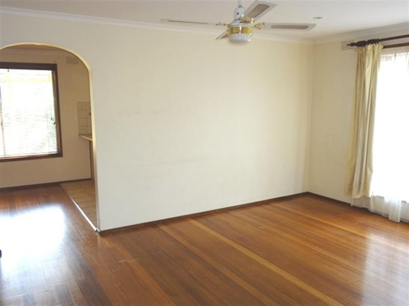 15 Winterton Close, Epping VIC 3076