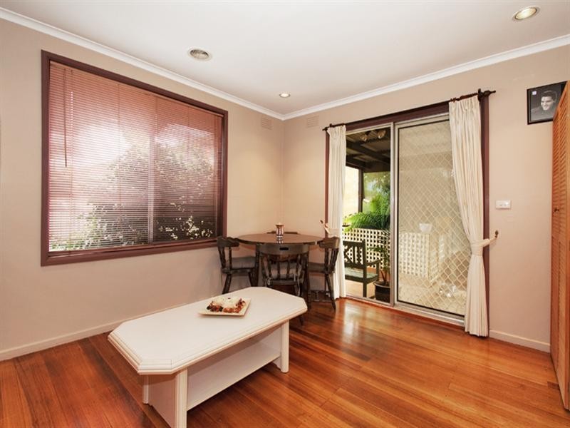 21 McFarlane Crescent, Epping VIC 3076