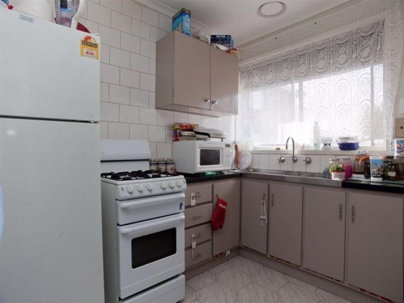 1/10 Mackey Street, Lalor VIC 3075