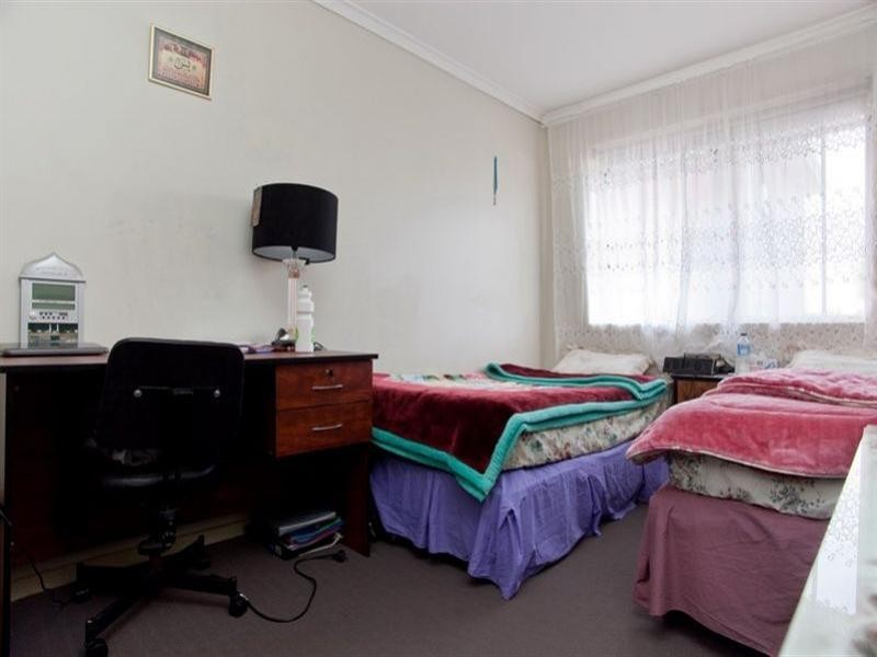 1/10 Mackey Street, Lalor VIC 3075