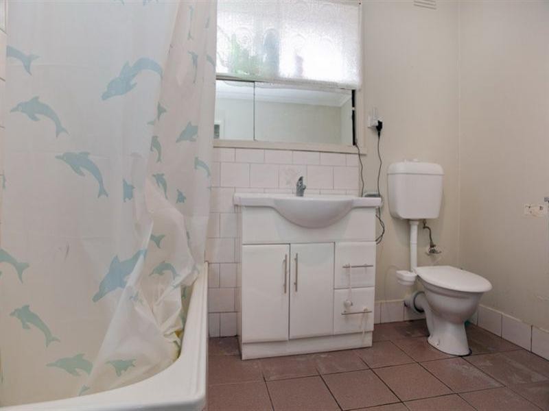 1/10 Mackey Street, Lalor VIC 3075