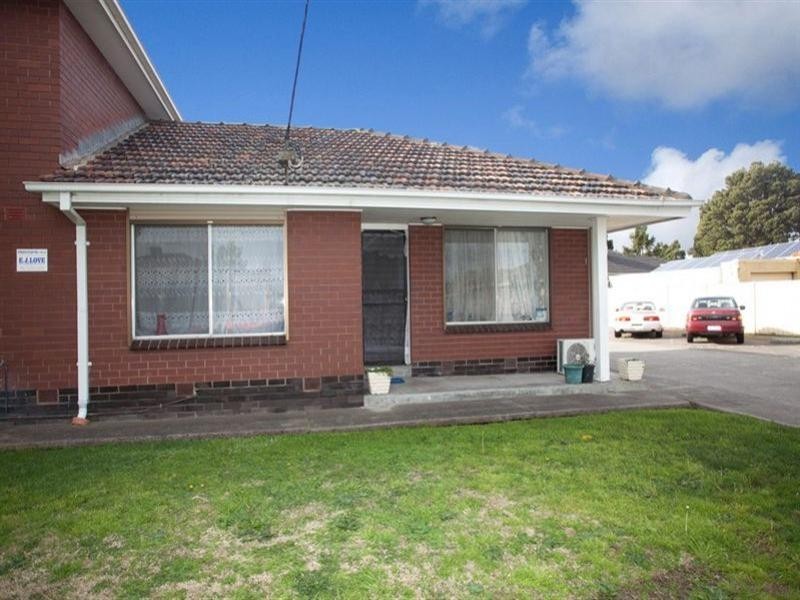 1/10 Mackey Street, Lalor VIC 3075