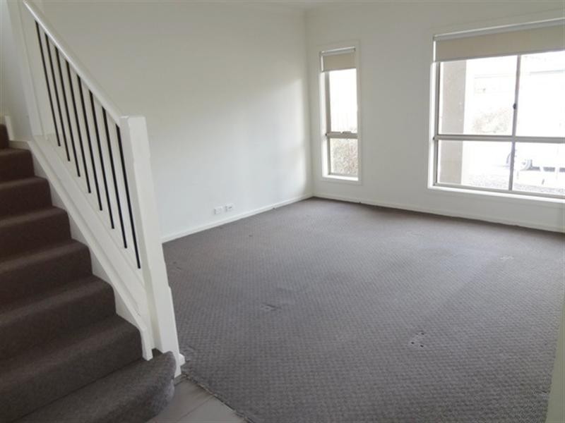 4 Amphion Street, Epping VIC 3076