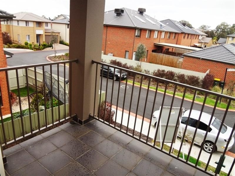 4 Amphion Street, Epping VIC 3076