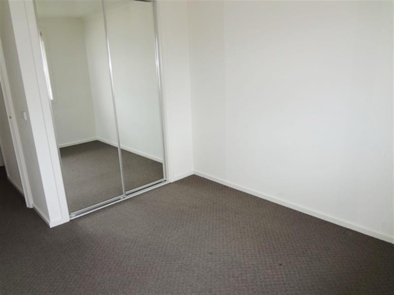 4 Amphion Street, Epping VIC 3076