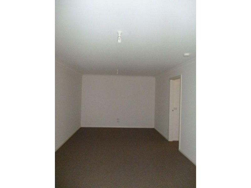 1 Mecklenburg Close, Epping VIC 3076