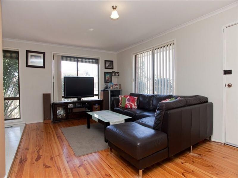 1A Prince Of Wales Avenue, Mill Park VIC 3082