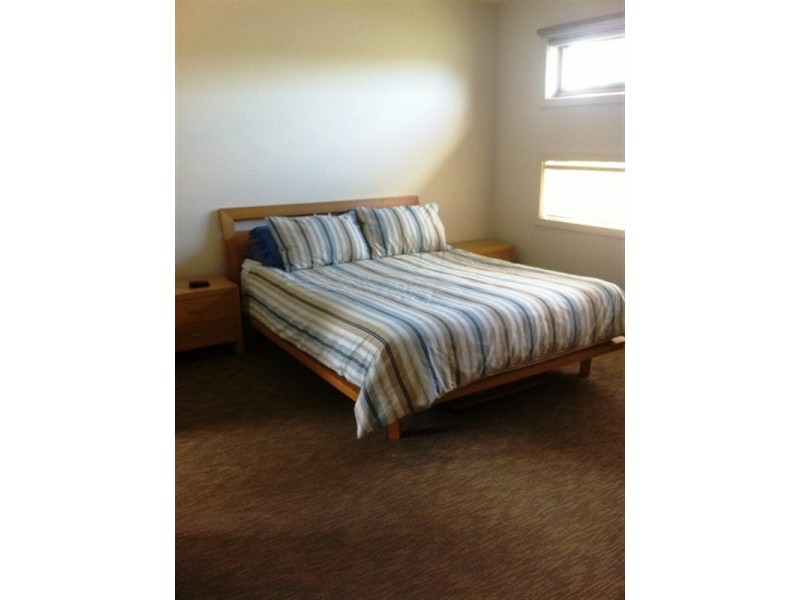 16 Creeds Farm Lane, Epping VIC 3076