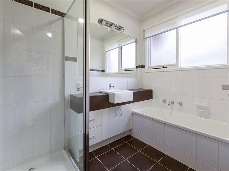 26 Plenty River Drive, Greensborough VIC 3088