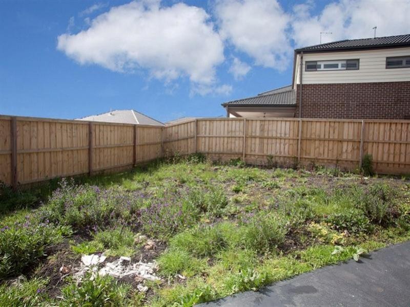 38 Silverstone Circuit, Epping VIC 3076