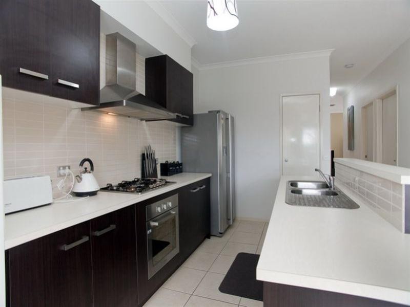 15 Paisley Crescent, Mernda VIC 3754