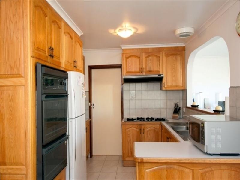 80 Bickley Avenue, Thomastown VIC 3074