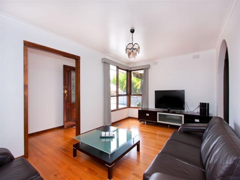 80 Bickley Avenue, Thomastown VIC 3074