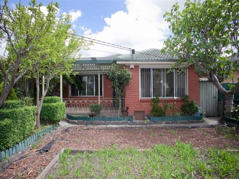 329 Edgars Road, Lalor VIC 3075