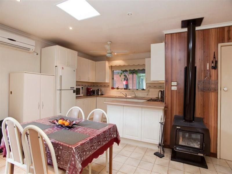 329 Edgars Road, Lalor VIC 3075