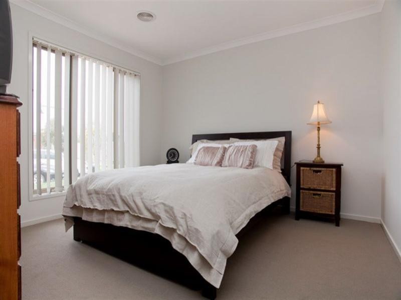 14 Morton Close, Doreen VIC 3754