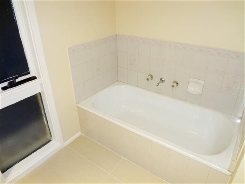 13 Carousel Court, Epping VIC 3076