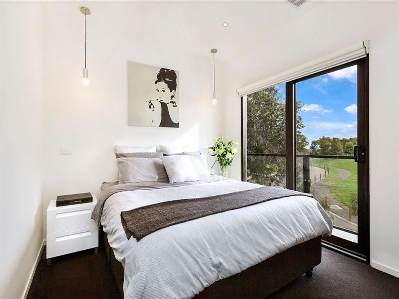 1 Diamond Hill Drive, Greensborough VIC 3088