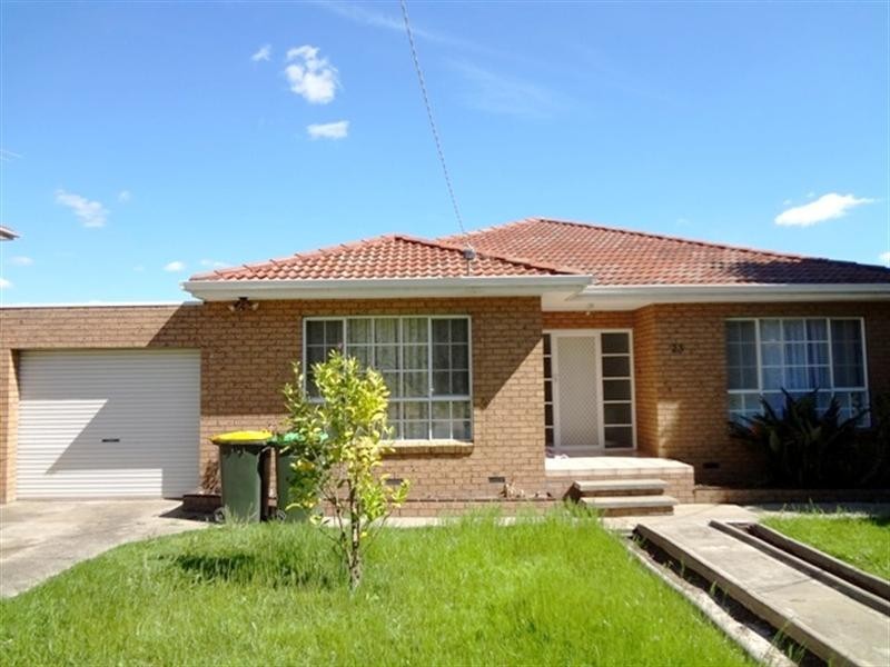 23 Carbeen Drive, Bundoora VIC 3083