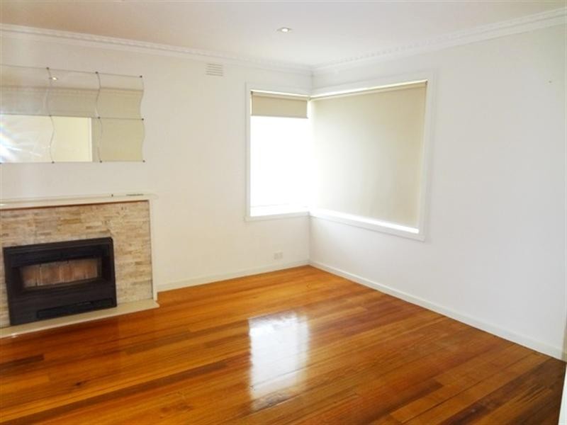 5 Oxford Drive, Thomastown VIC 3074