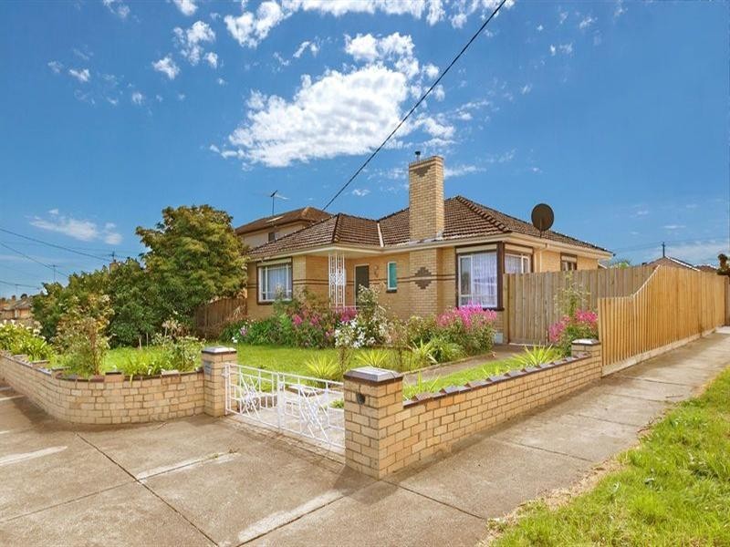 80 Alexander Avenue, Thomastown VIC 3074