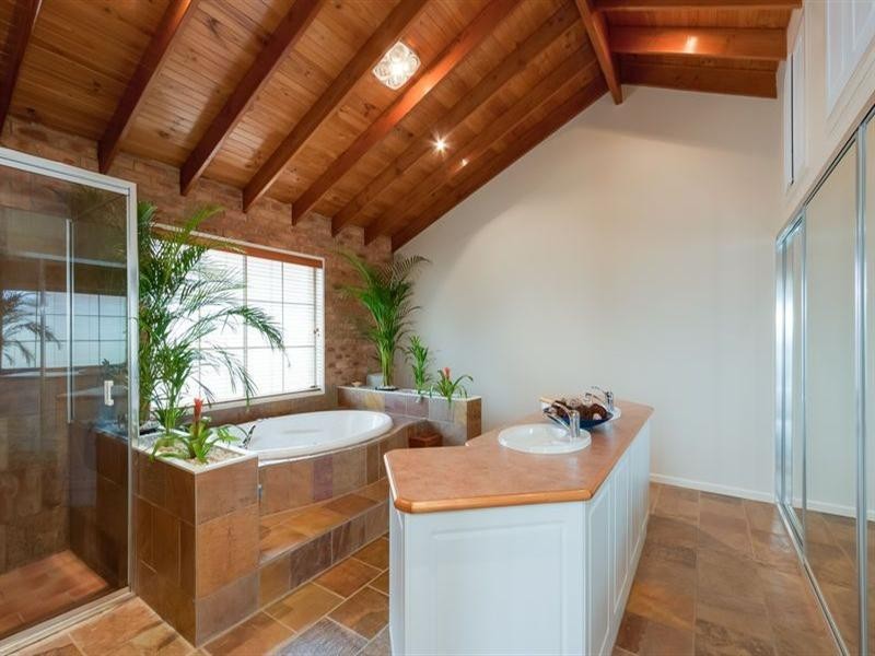 325 Gordons Road, South Morang VIC 3752