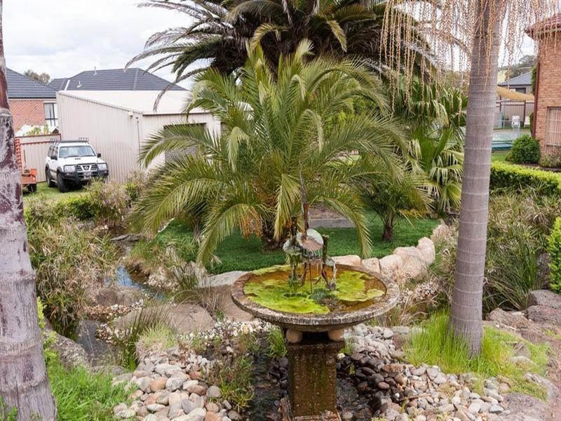 325 Gordons Road, South Morang VIC 3752