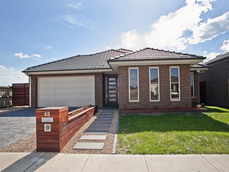 48 Horsley Crescent, Doreen VIC 3754