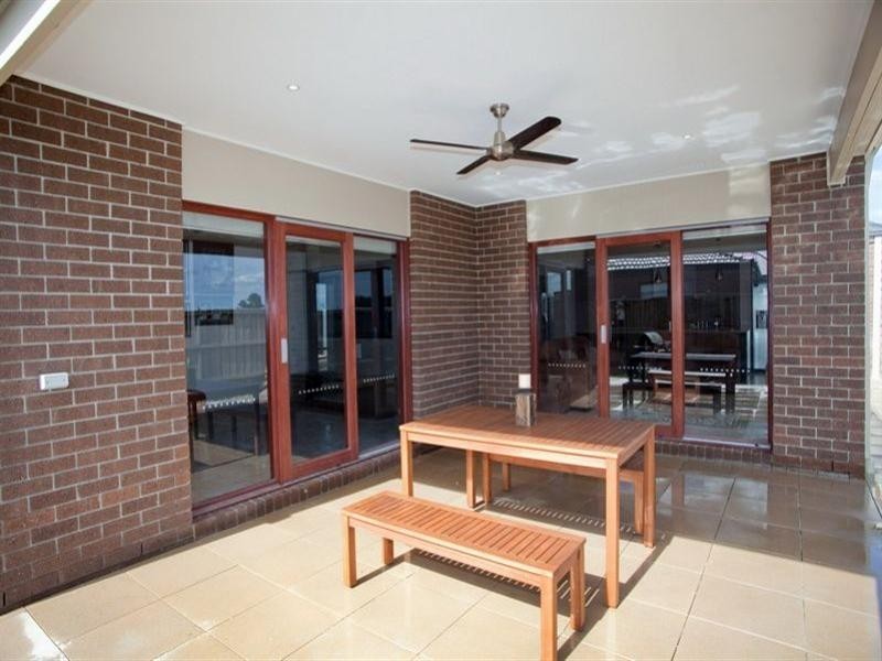 48 Horsley Crescent, Doreen VIC 3754