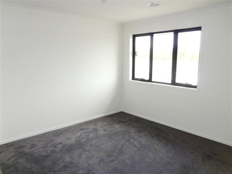 869 Edgars Road, Epping VIC 3076