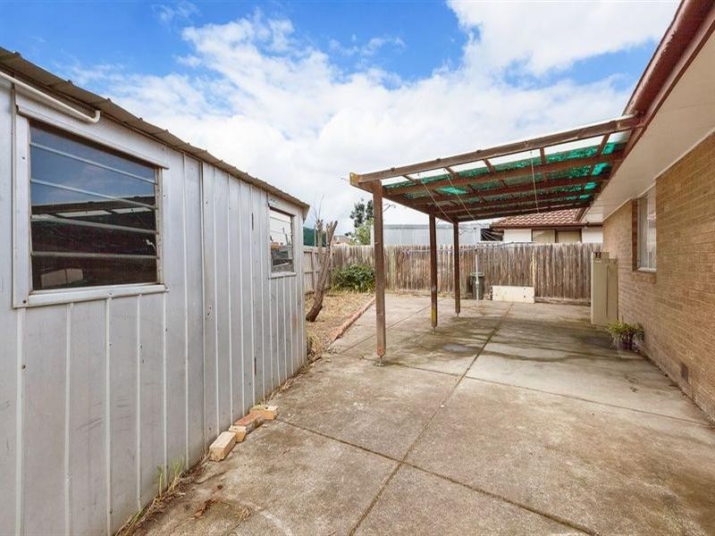 26 Huskisson Avenue, Lalor VIC 3075