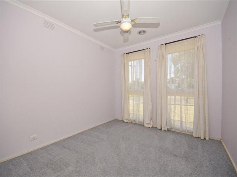 4 Zimmer Court, Epping VIC 3076