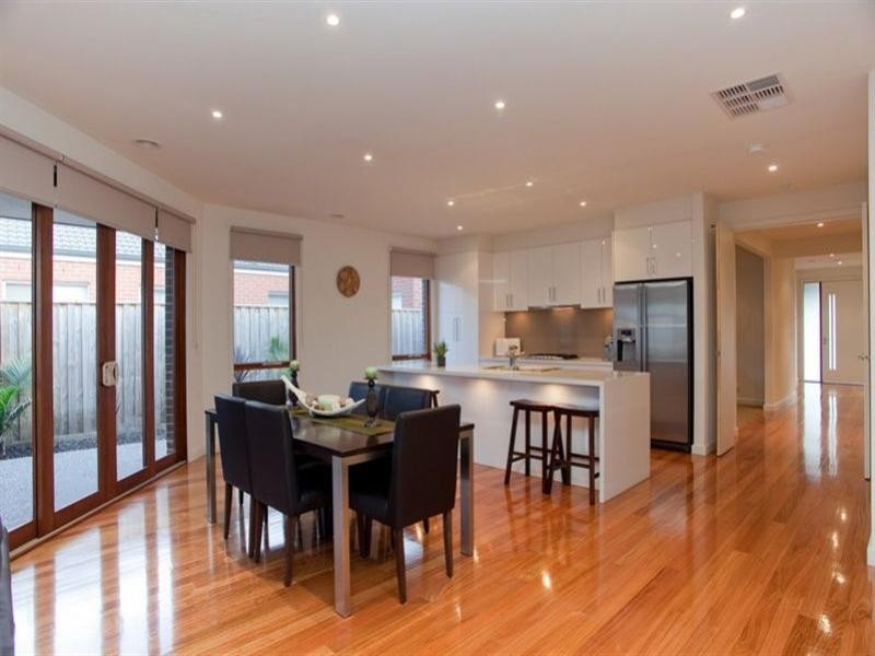 35 Nighthawk Boulevard, South Morang VIC 3752