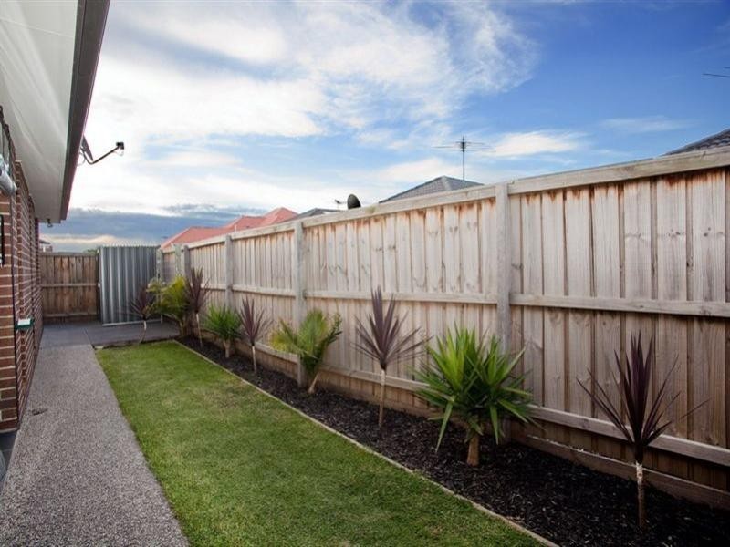35 Nighthawk Boulevard, South Morang VIC 3752