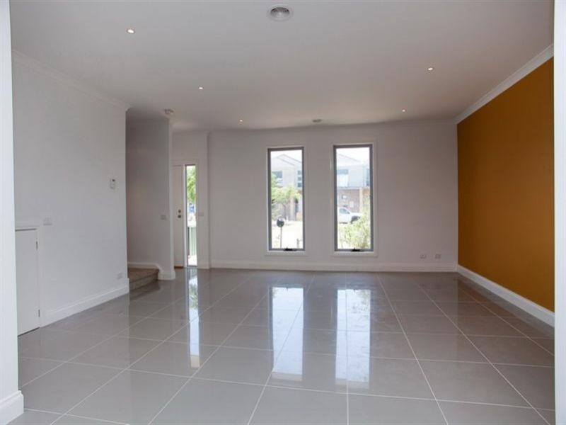 28 Mareborne Street, Epping VIC 3076