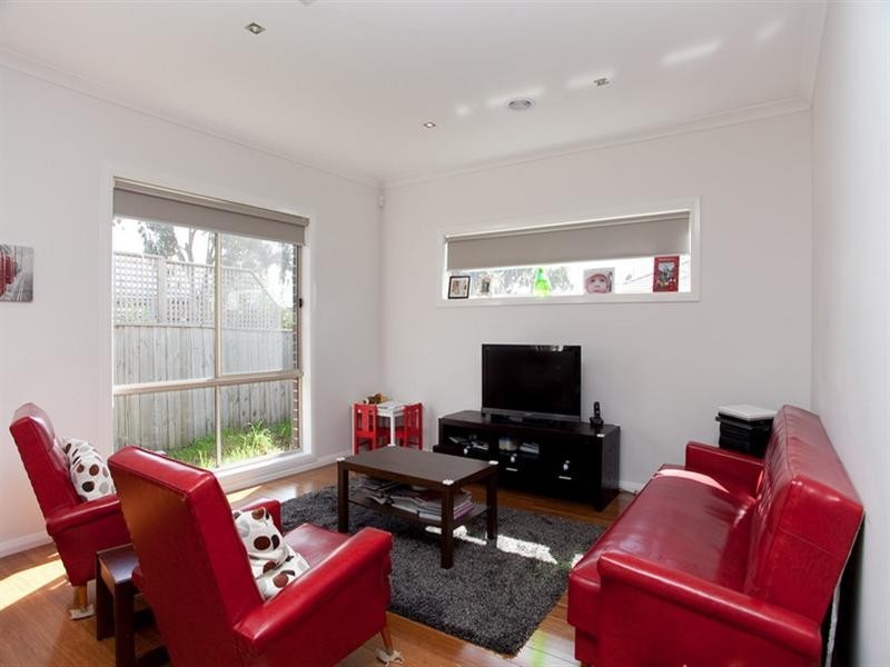 18 Karagola Terrace, Epping VIC 3076