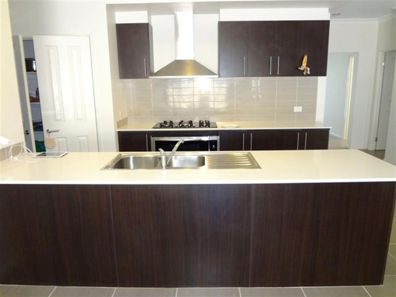 33 Camouflage Drive, Epping VIC 3076