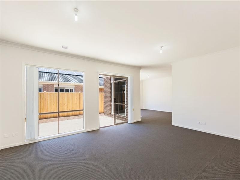 13 Joyfields Place, Wollert VIC 3750