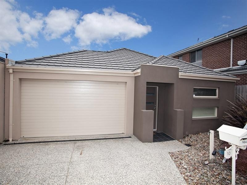 10 Parisel Circuit, Mernda VIC 3754