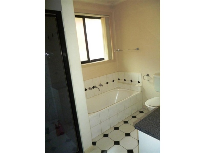 5 Waitara Court, Lalor VIC 3075