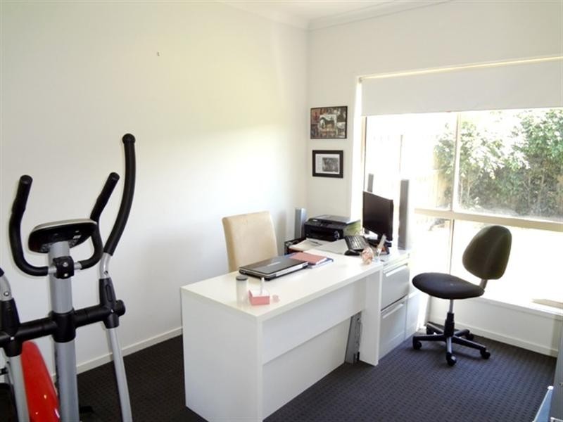 10 Rockfield Street, Epping VIC 3076