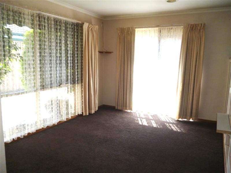 54 Meadow Glen Drive, Epping VIC 3076